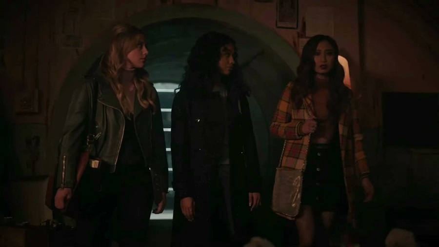 REVIEW RIVERDALE 5X11